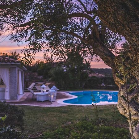Villa Bougainvillea Con Piscina E Giardino Privato A Pochi Passi Dal Mare Castiadas Exteriör bild